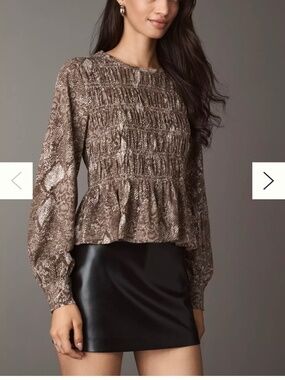 PILCRO LONG-SLEEVE SMOCKED TOP